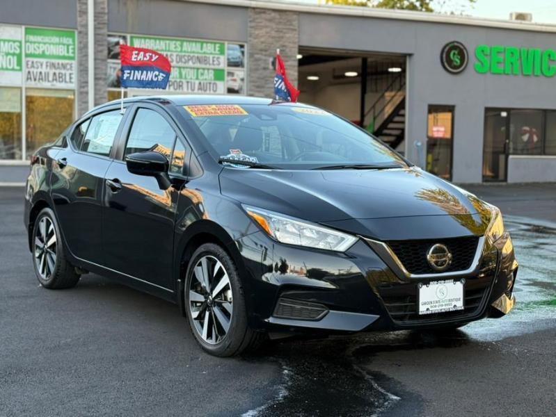 Nissan Versa SR 2022
