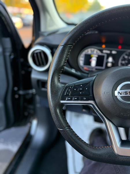 Nissan Versa SR 2022