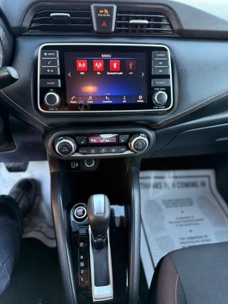 Nissan Versa SR 2022