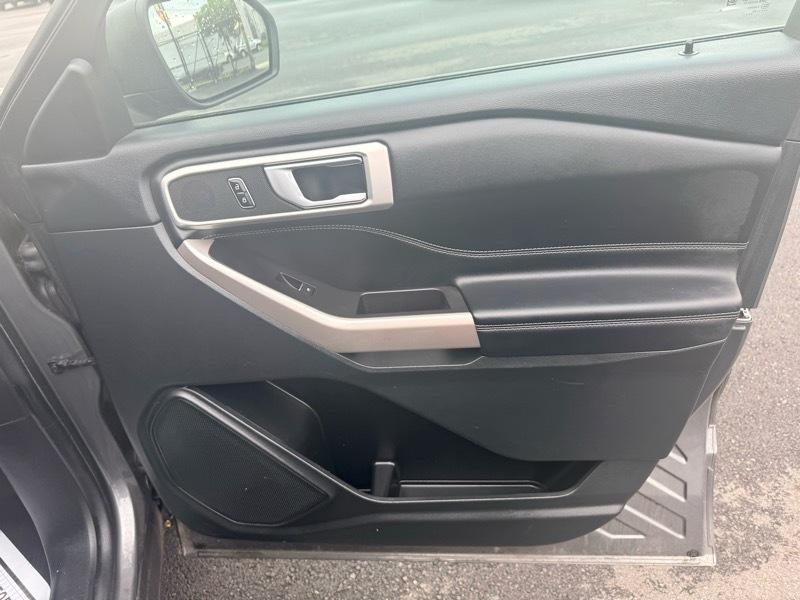 Ford Explorer XLT AWD 2023
