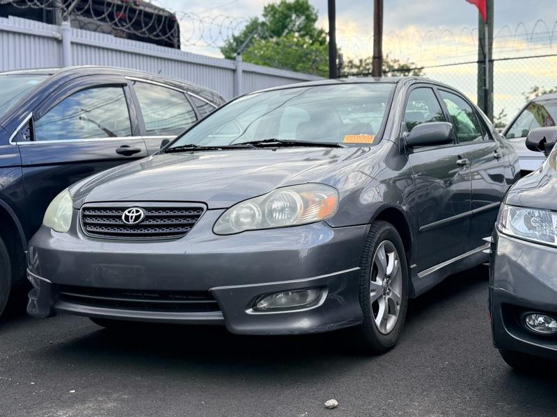Toyota Corolla CE 2005