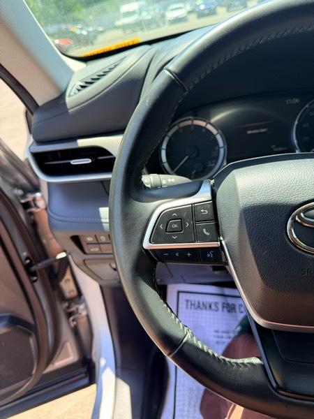 Toyota Highlander LE 4D SUV FWD 2023