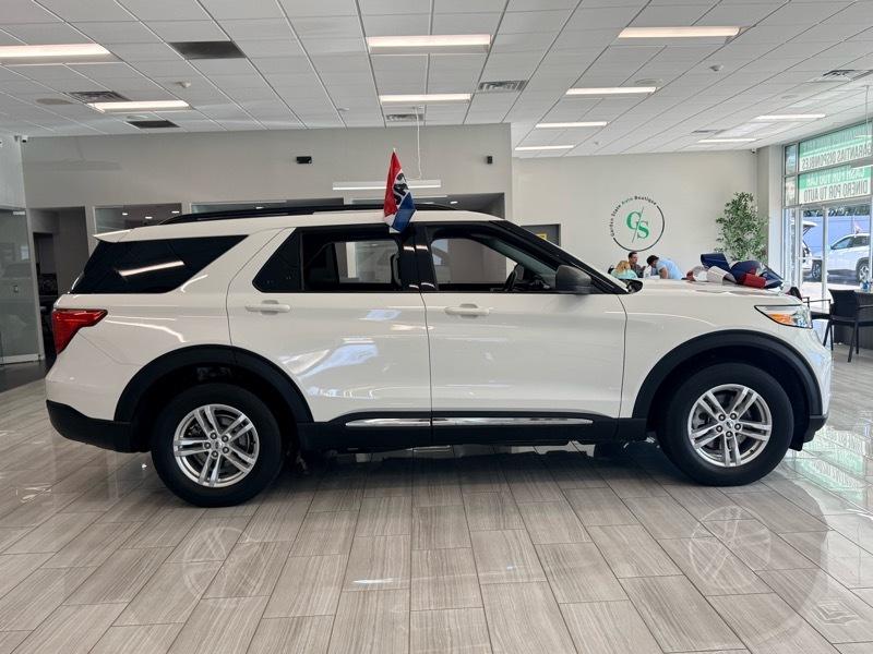 Ford Explorer XLT AWD 2023