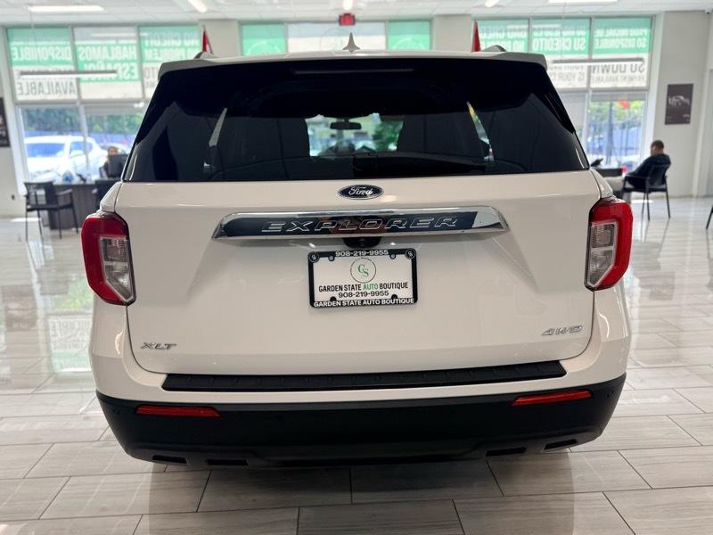 Ford Explorer XLT AWD 2023
