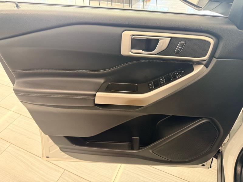 Ford Explorer XLT AWD 2023