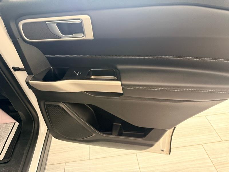 Ford Explorer XLT AWD 2023