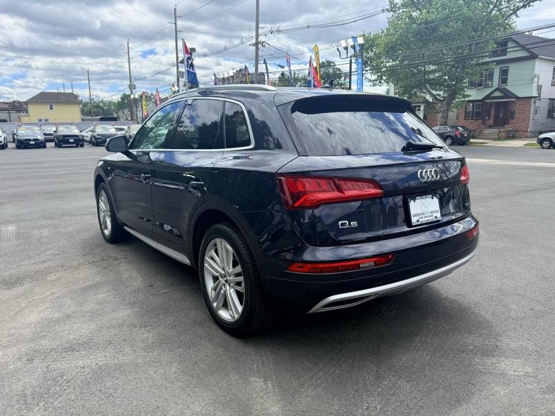 Audi Q5 2.0T Premium Plus quattro 2019
