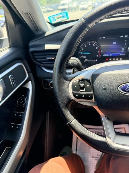 Ford Explorer XLT AWD 2020