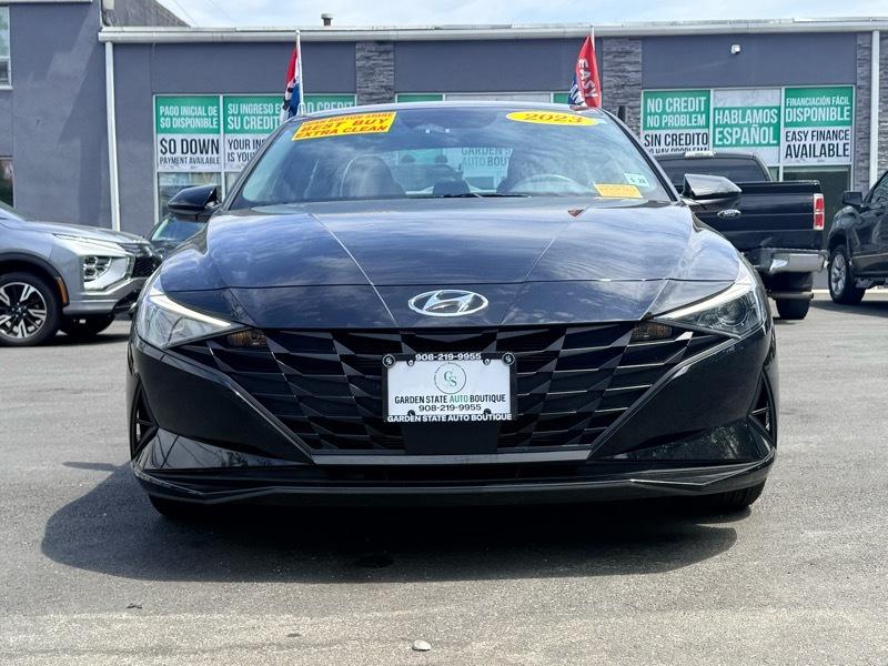 Hyundai Elantra SEL 2023