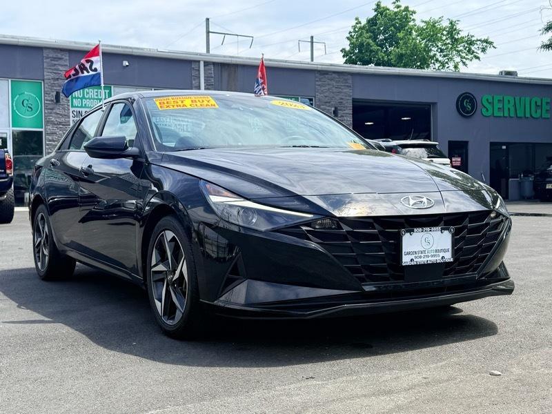 Hyundai Elantra SEL 2023