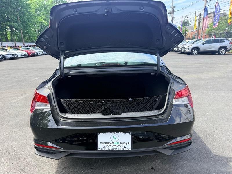 Hyundai Elantra SEL 2023
