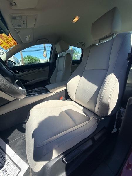 Honda Accord LX CVT 2022