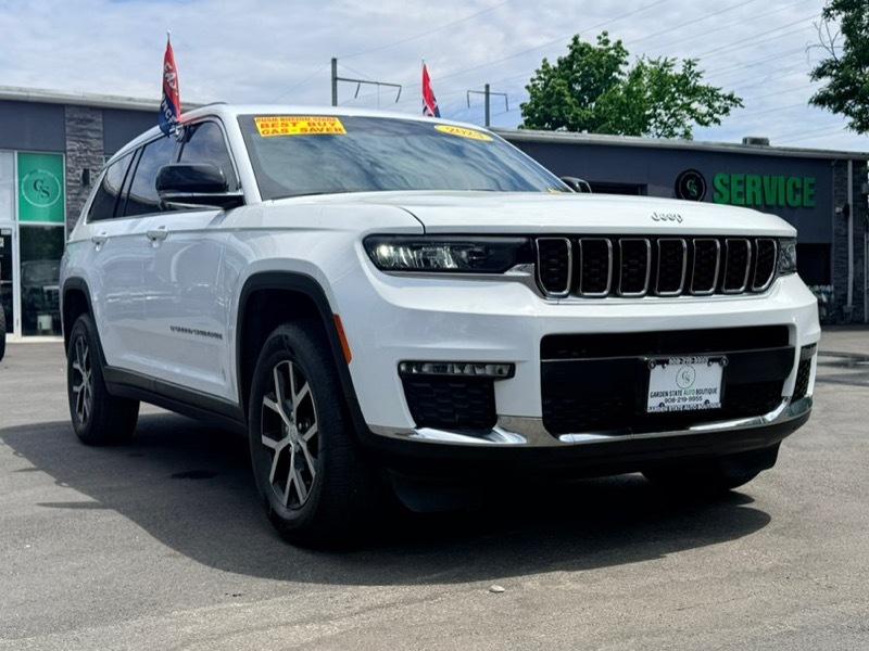 Jeep Grand Cherokee L Laredo 4WD 2023
