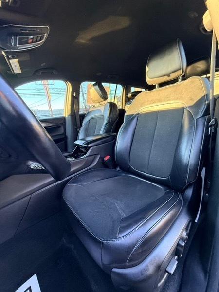 Jeep Grand Cherokee L Laredo 4WD 2023