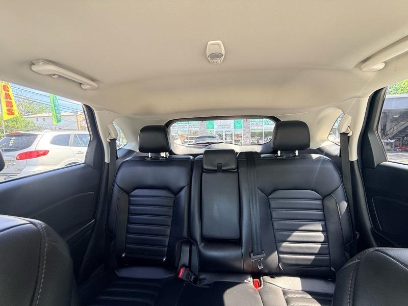 Ford Edge SEL 2023