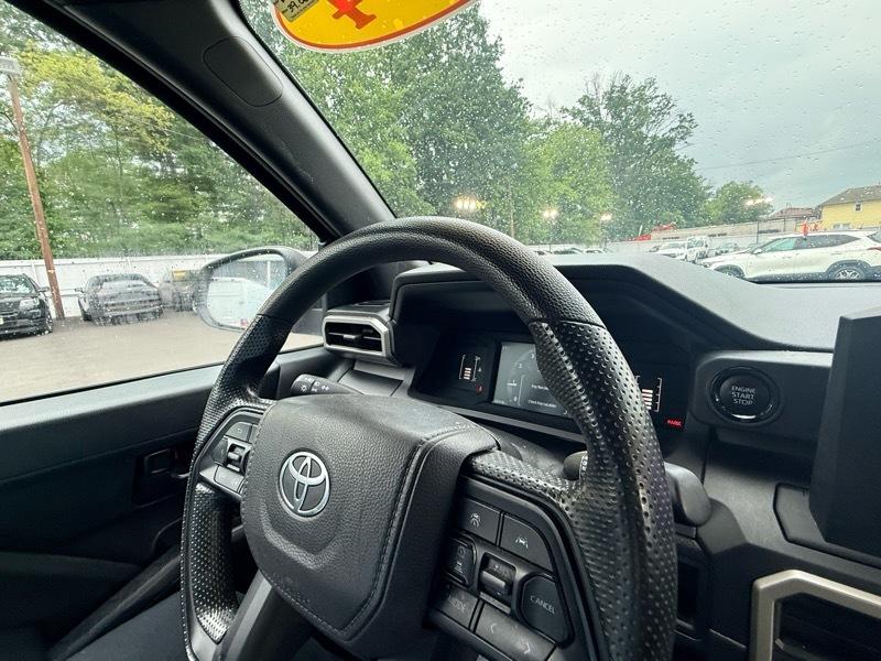 Toyota Tacoma SR5 Xtracab 2WD 2024