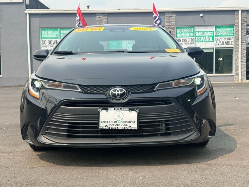 Toyota Corolla LE 2024