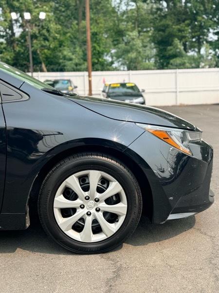 Toyota Corolla LE 2024