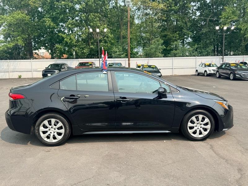 Toyota Corolla LE 2024