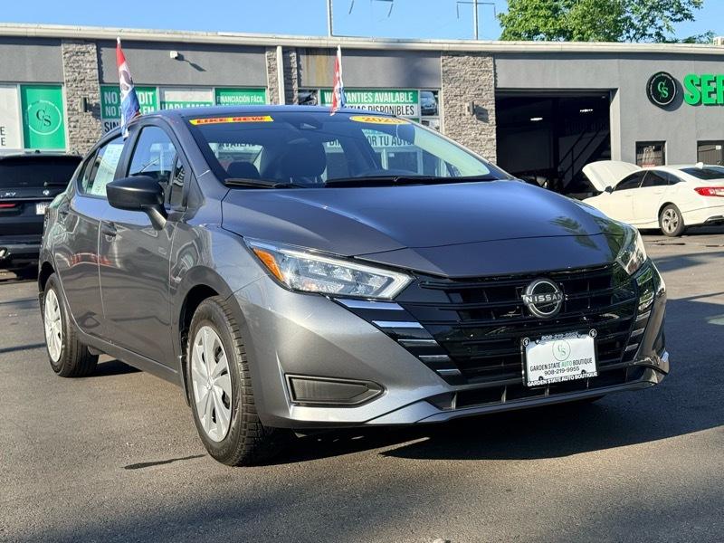 Nissan Versa S CVT 2025