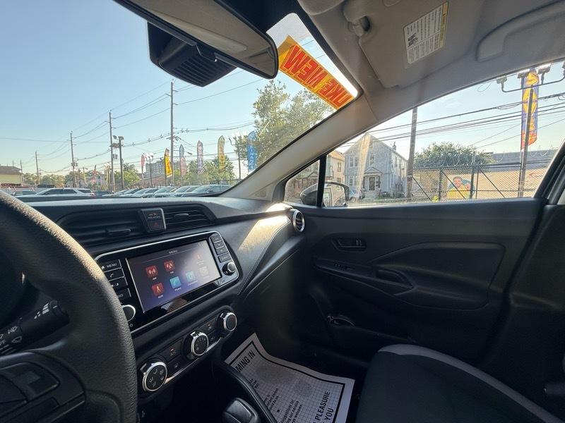Nissan Versa S CVT 2025