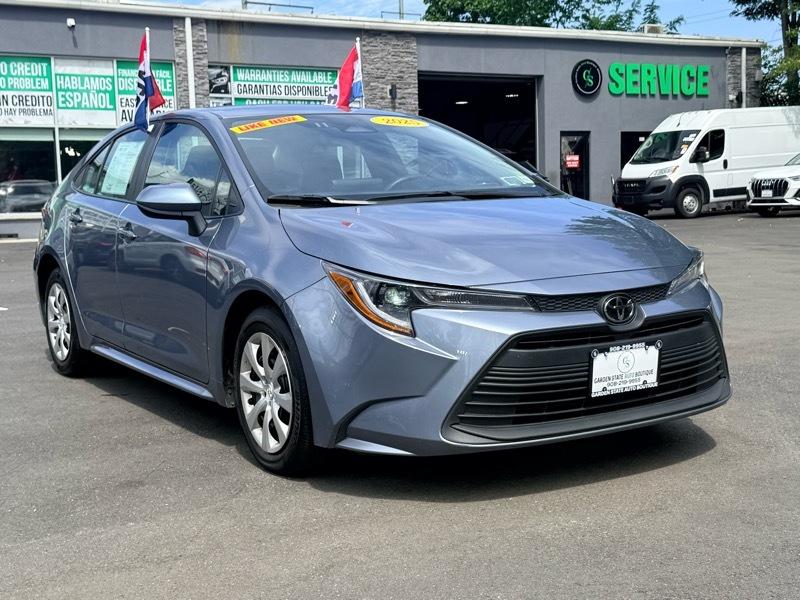 Toyota Corolla LE 2025