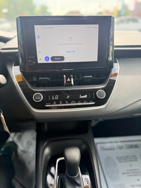 Toyota Corolla LE 2025