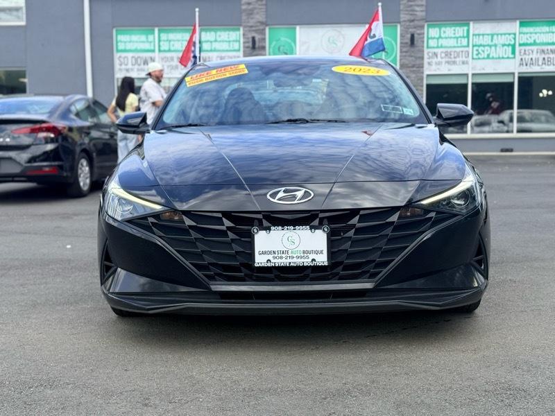 Hyundai Elantra SEL 2023