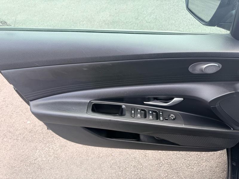 Hyundai Elantra SEL 2023