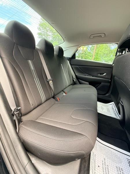 Hyundai Elantra SEL 2023