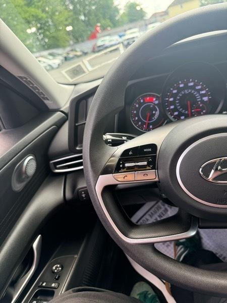 Hyundai Elantra SEL 2023