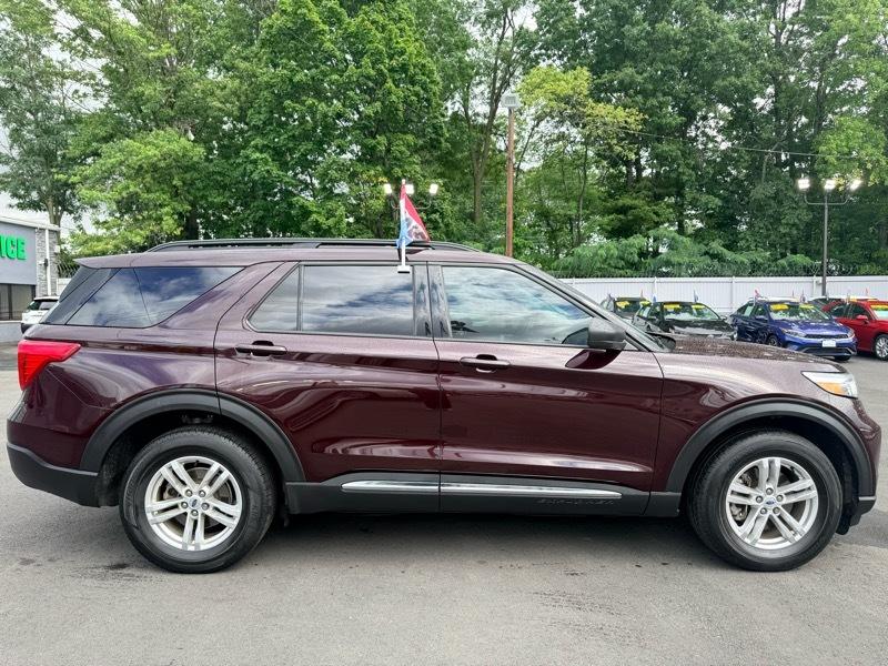 Ford Explorer XLT AWD 2023
