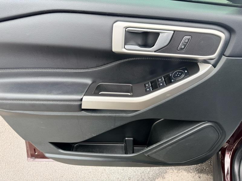 Ford Explorer XLT AWD 2023