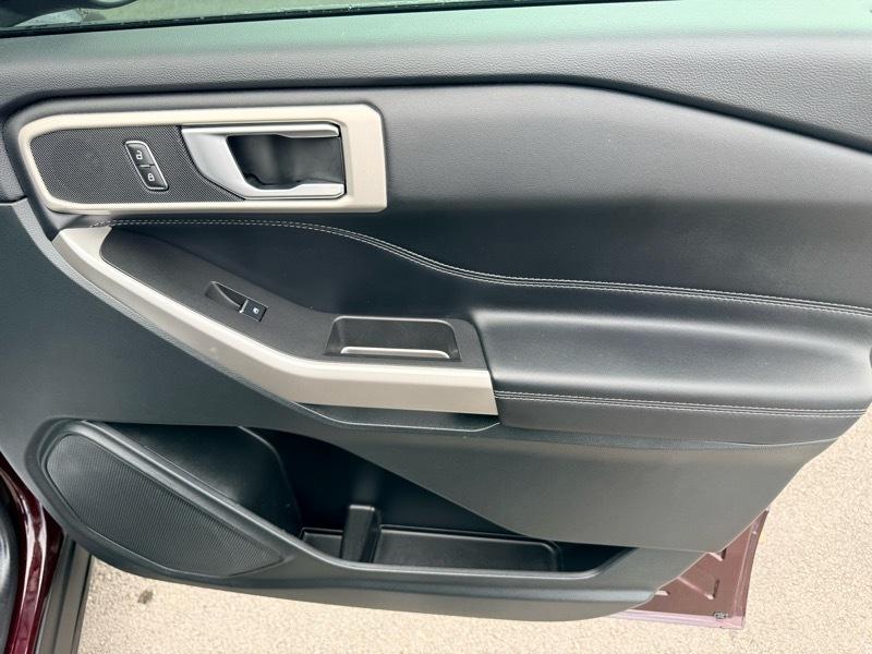 Ford Explorer XLT AWD 2023
