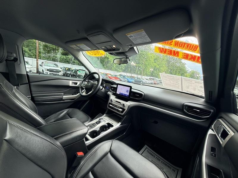 Ford Explorer XLT AWD 2023