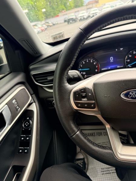 Ford Explorer XLT AWD 2023