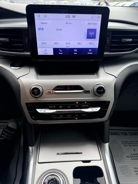 Ford Explorer XLT AWD 2023