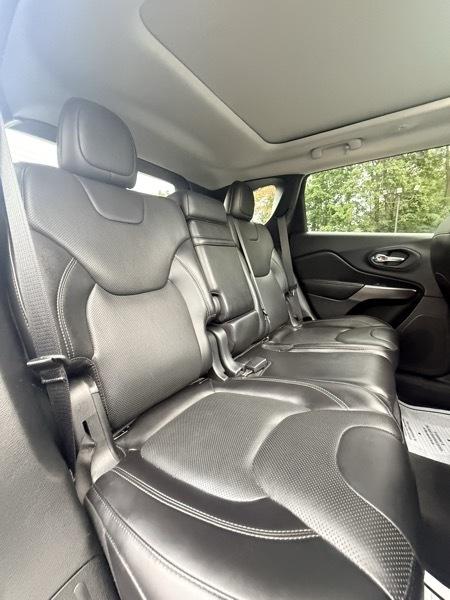 Jeep Cherokee Overland 4WD 2019