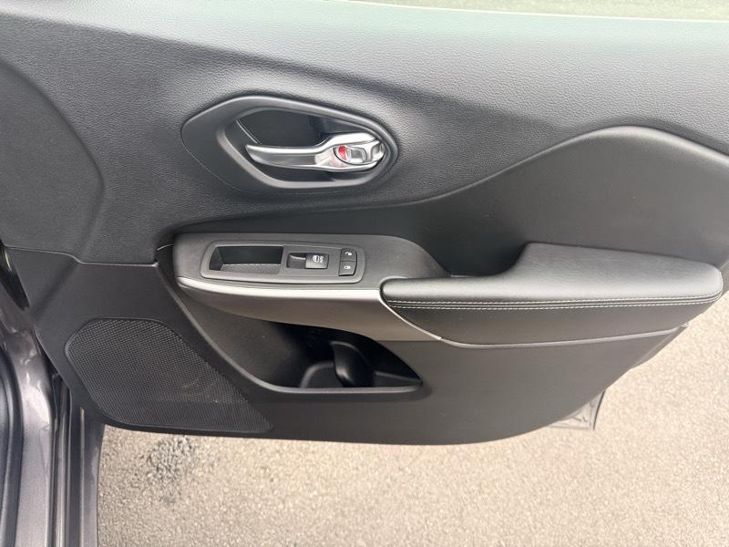 Jeep Cherokee Overland 4WD 2019