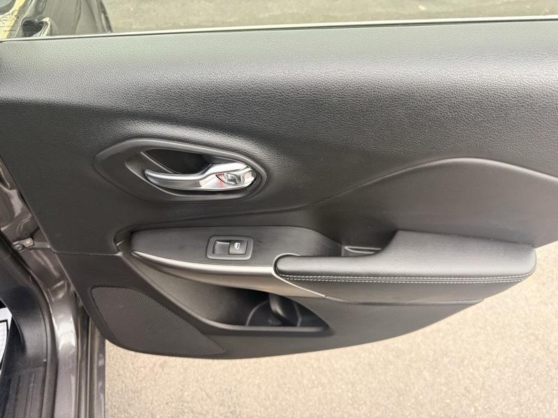 Jeep Cherokee Overland 4WD 2019