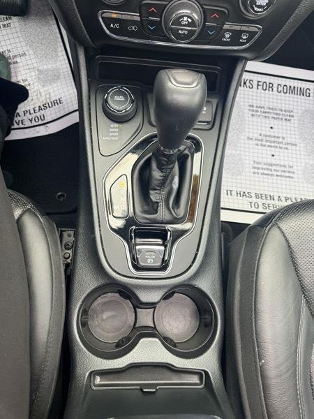 Jeep Cherokee Overland 4WD 2019