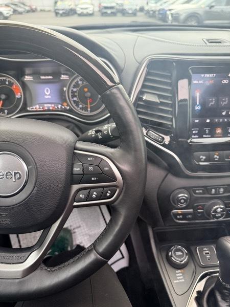 Jeep Cherokee Overland 4WD 2019