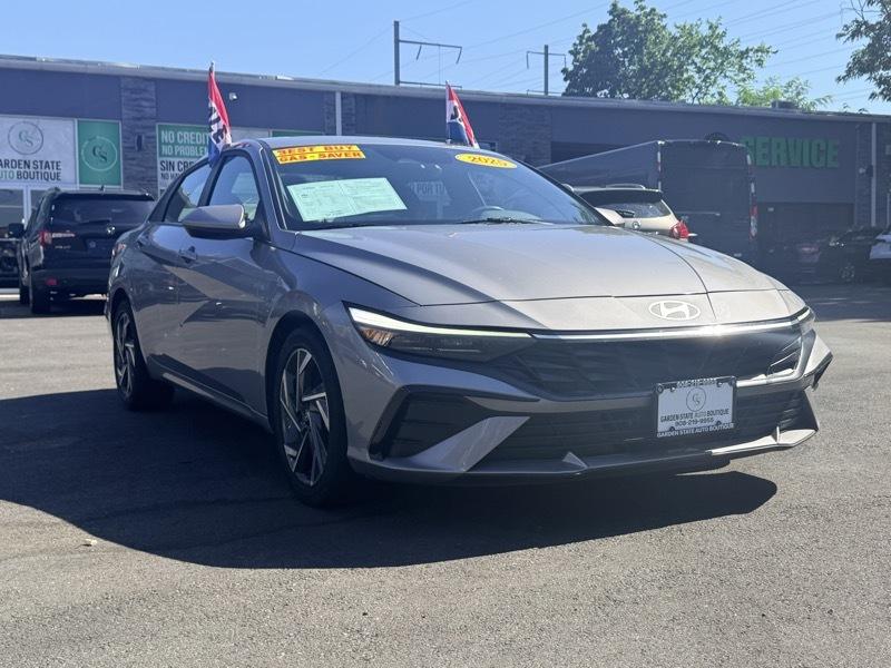 Hyundai Elantra SEL Convenience 2025
