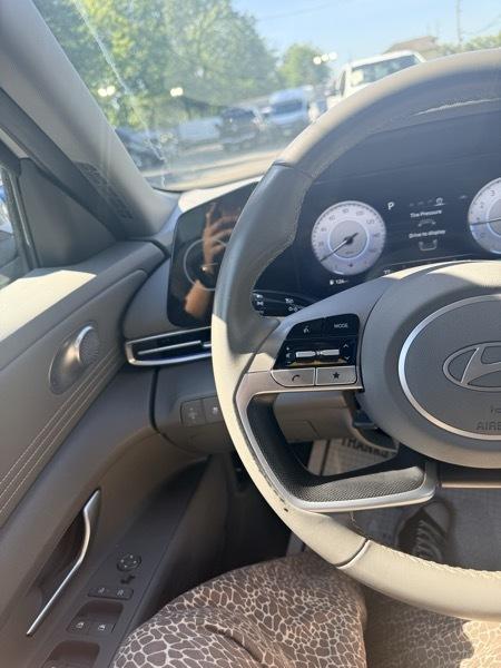Hyundai Elantra SEL Convenience 2025
