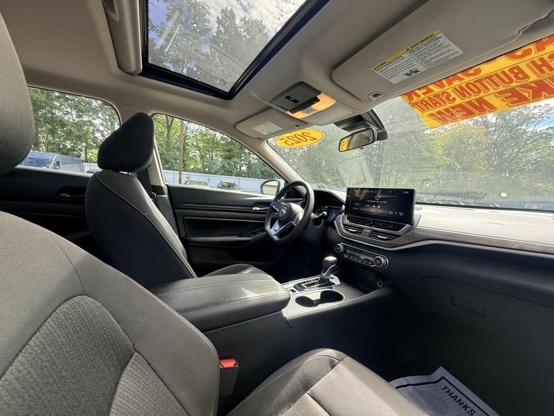 Nissan Altima 2.5 SV AWD 2025