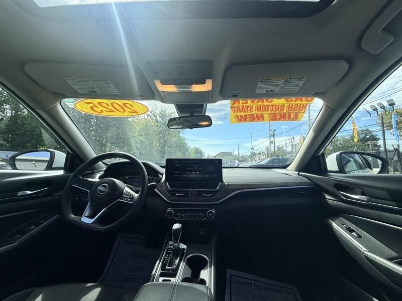 Nissan Altima 2.5 SV AWD 2025