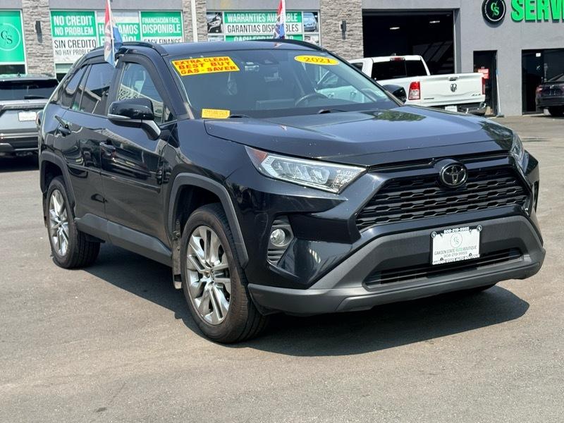 Toyota RAV4 XLE Premium AWD 2021