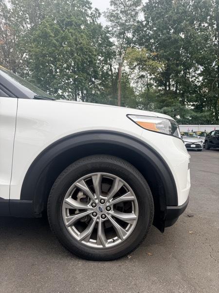 Ford Explorer XLT AWD 2023