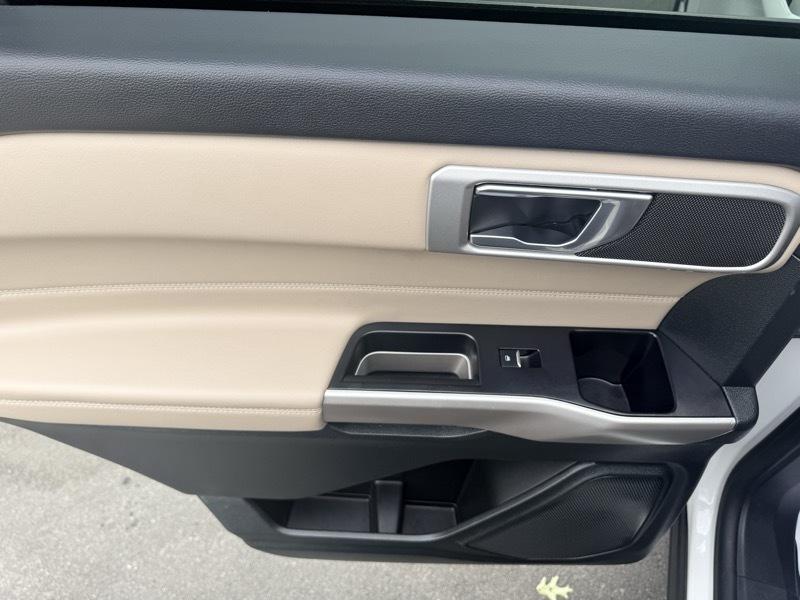 Ford Explorer XLT AWD 2023