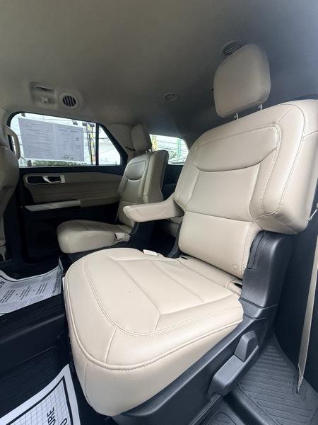 Ford Explorer XLT AWD 2023
